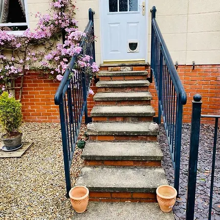 Apartment Modern Ground Floor With Free Parking Very Near Centre Ripon